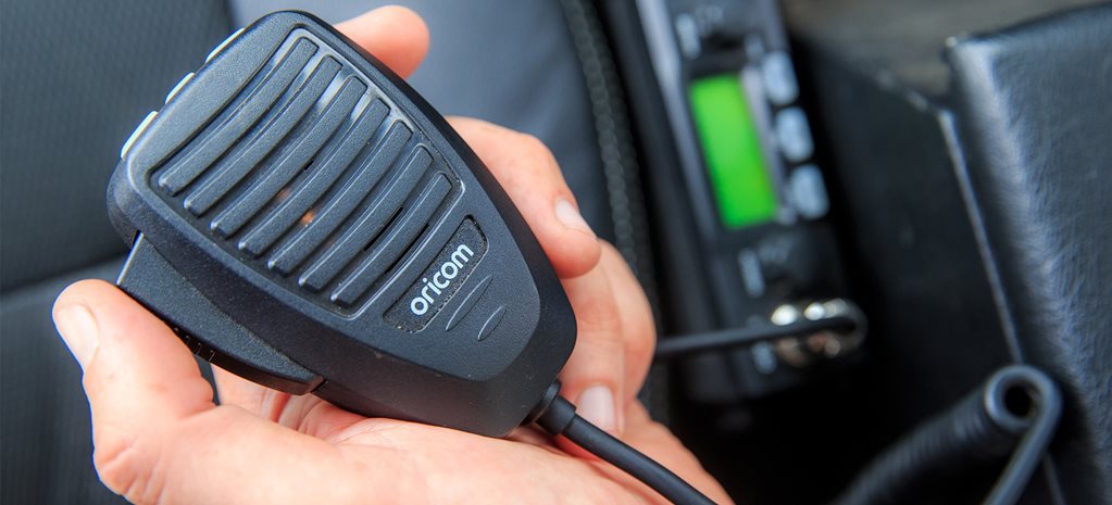 oricom_4x4-uhf oricom_4x4-uhf